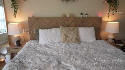 phoenix_taylor @ chaturbate on 20260105