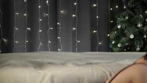 approche_toi_petite @ chaturbate on 20260106