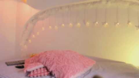 katiepeach_ @ chaturbate on 20260106