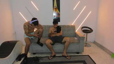 nympho_nathy_sophi @ chaturbate on 20260106