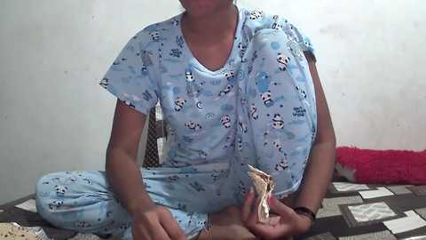 the_right_girl @ chaturbate on 20260107