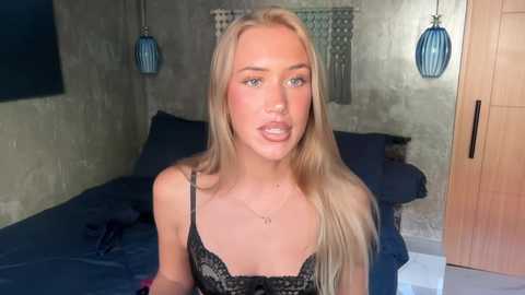 livslifee @ chaturbate on 20260108