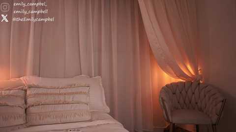 emiilycampbell @ chaturbate on 20260109