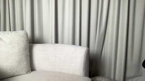 lolasinclairr @ chaturbate on 20260109