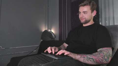 waynemiller_ @ chaturbate on 20260109