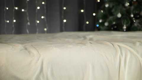 approche_toi_petite @ chaturbate on 20260110