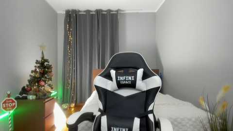 krisztina_o @ chaturbate on 20260111