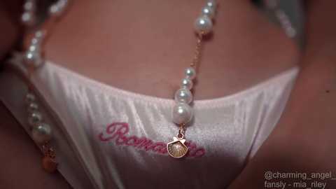 charming_angel_ @ chaturbate on 20260113