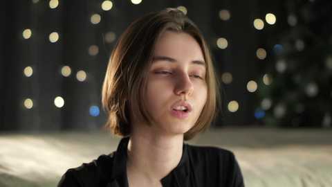 approche_toi_petite @ chaturbate on 20260114