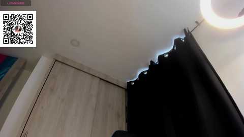 adelineefoxxx @ chaturbate on 20260116