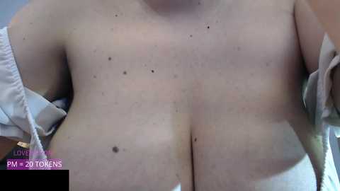 velvetcrystal @ chaturbate on 20260116