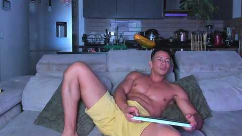 claytonburgues @ chaturbate on 20260118