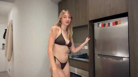 lovebelle33 @ chaturbate on 20260119