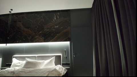 milla_bella @ chaturbate on 20260120