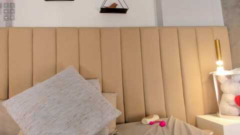 zoemonroee_ @ chaturbate on 20260120