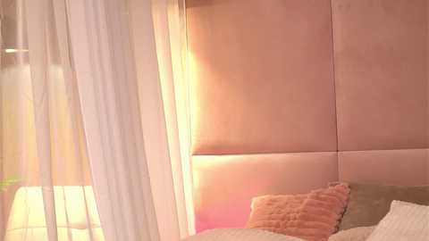 ava_heath @ chaturbate on 20260122