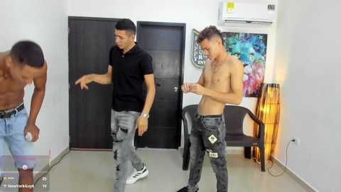 voyeurism_guys @ chaturbate on 20260122