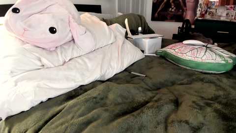 eve003300 @ chaturbate on 20260124