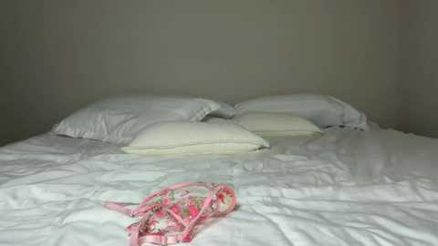 korinaluvv @ chaturbate on 20260125