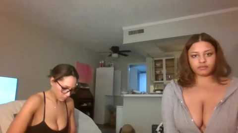 adriana318798 @ chaturbate on 20260126