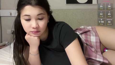 kikitherapy @ chaturbate on 20260126