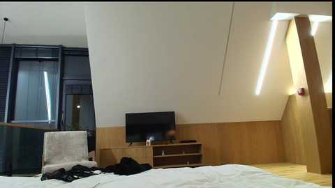 milla_bella @ chaturbate on 20260128