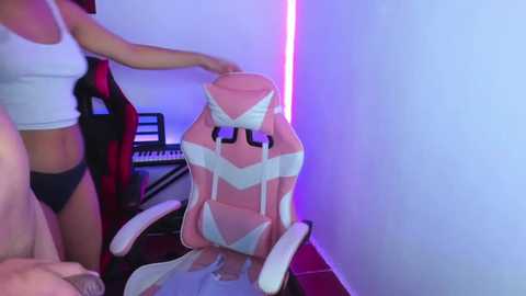 room_kitty @ chaturbate on 20260128