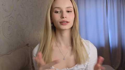 yennaone @ chaturbate on 20260203