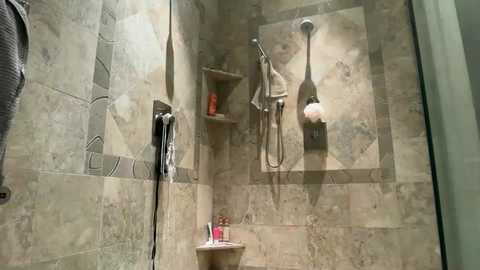 hannahtaylorr @ chaturbate on 20260210