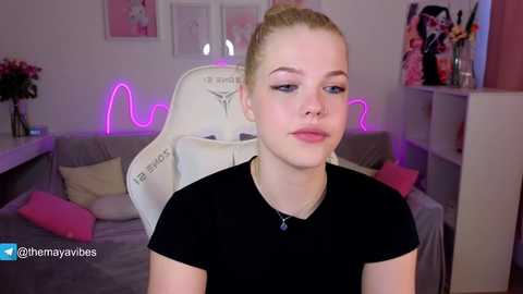 maya_blonde18