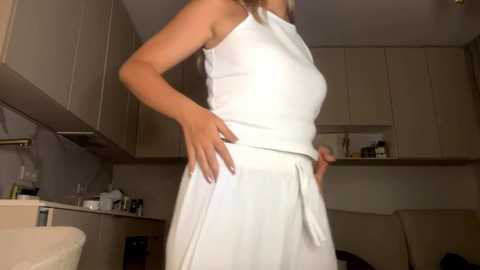 lourapimenta @ chaturbate on 20260215