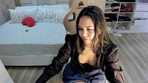 stefi_alizon @ chaturbate on 20260216