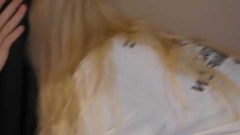 wladilia @ chaturbate on 20260217