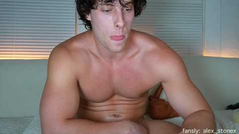 alex_islive @ chaturbate on 20260219