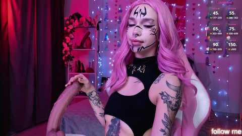 leylanoir_02 @ chaturbate on 20260219