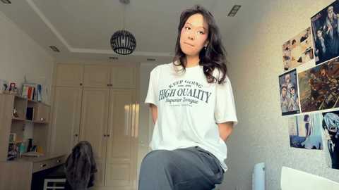 nievesshippey @ chaturbate on 20260220