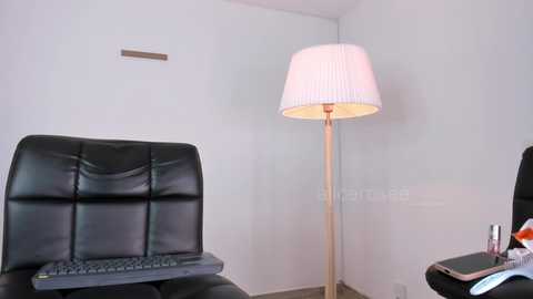 alicerosee___ @ chaturbate on 20260221