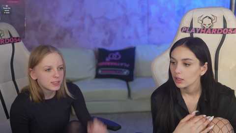 bright_diamonds_054 @ chaturbate on 20260221
