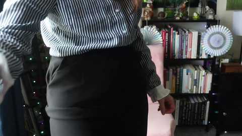 ellynaomi @ chaturbate on 20260222