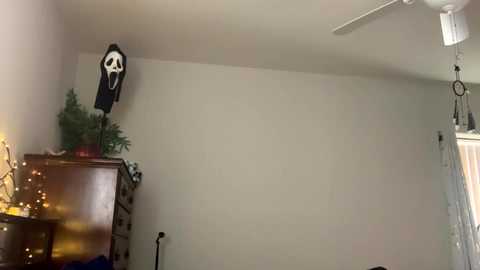 intothewoodswego @ chaturbate on 20260223