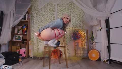 mollyflwers @ chaturbate on 20260223