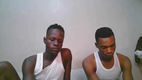 luoislove @ chaturbate on 20260224