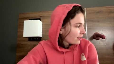 deepthroatqueen33 @ chaturbate on 20260225