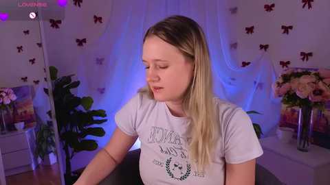 emilyhewell @ chaturbate on 20260225