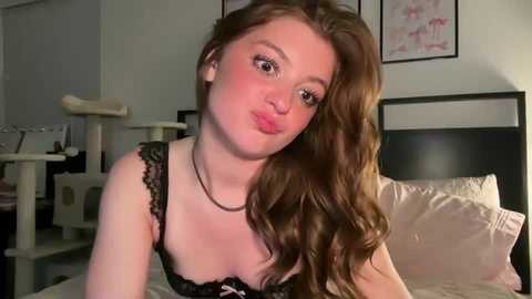 mollyxxxmoon @ chaturbate on 20260225