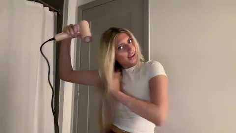 summerclarkee @ chaturbate on 20260225