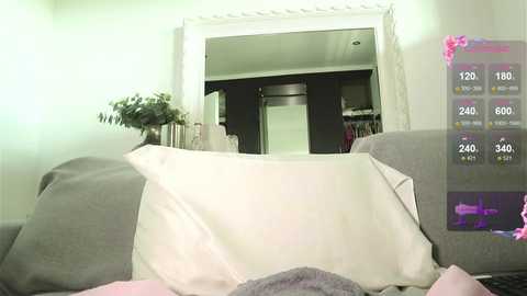 lusciouslipsxx @ chaturbate on 20260226