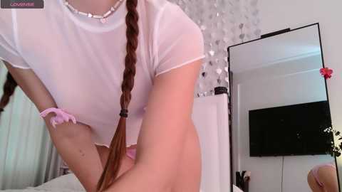 tinyangelxx @ chaturbate on 20260227