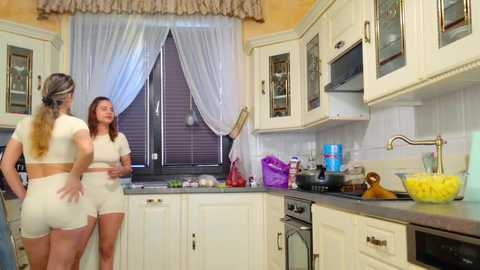 tunderose @ chaturbate on 20260227