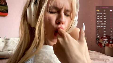 bebravee @ chaturbate on 20260228